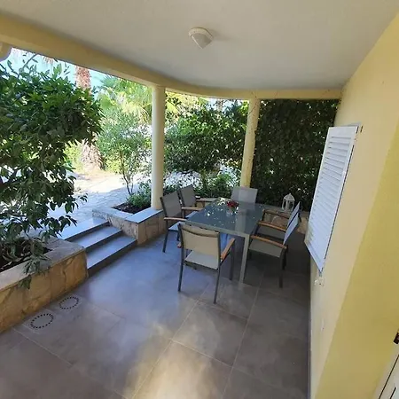 Apartament Punta Skala Valentina